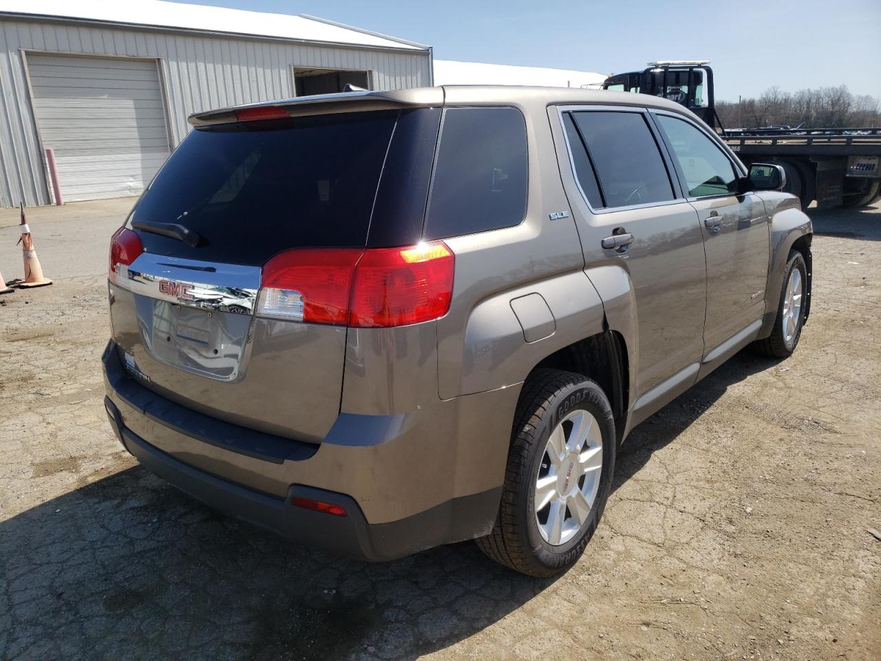 Photo 4 from auction – 2011 GMC TERRAIN SL with VIN 2CTALMEC5B6471081