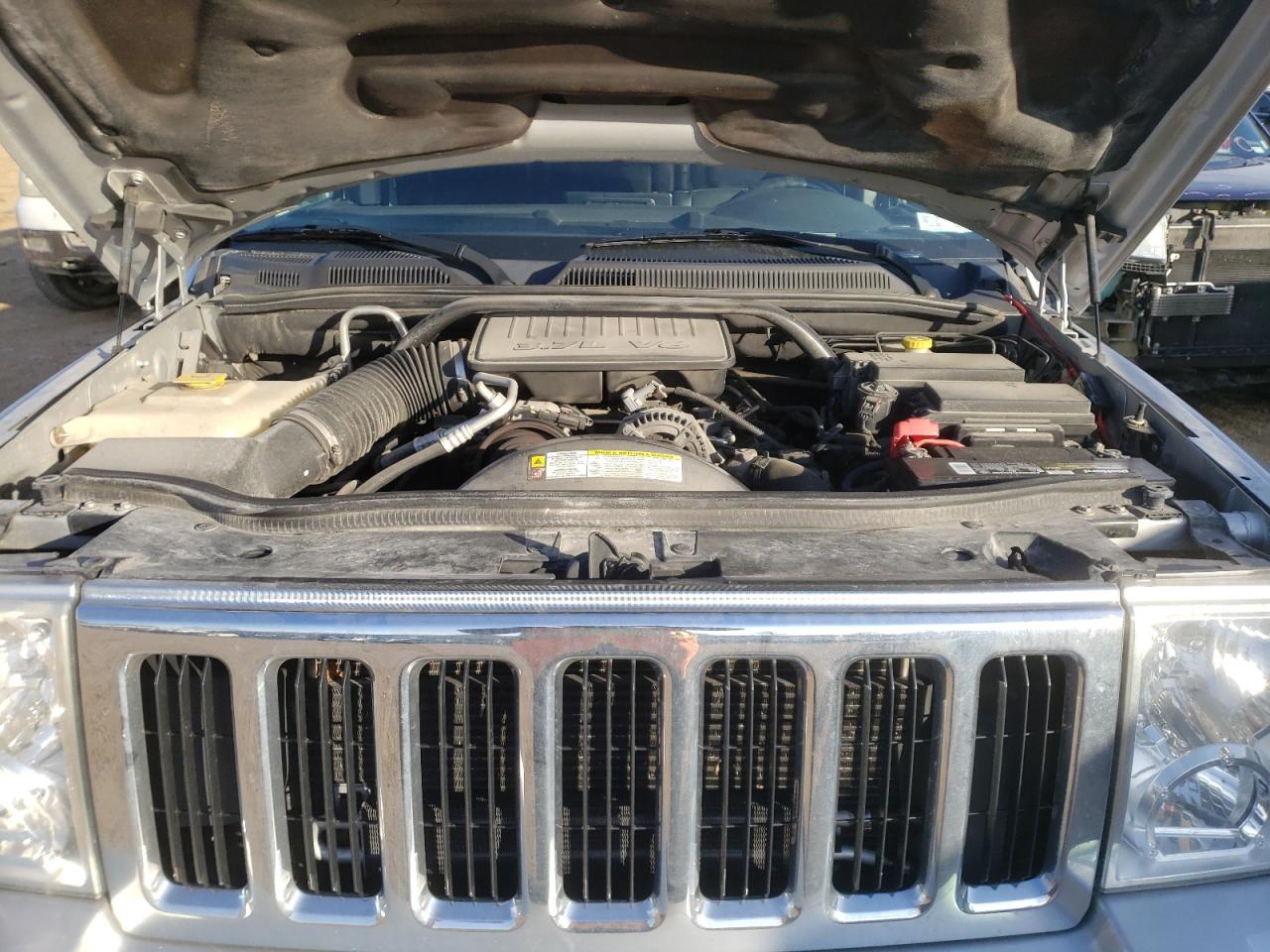 Photo 7 from auction – 2008 JEEP COMMANDER with VIN 1J8HG48K48C194868