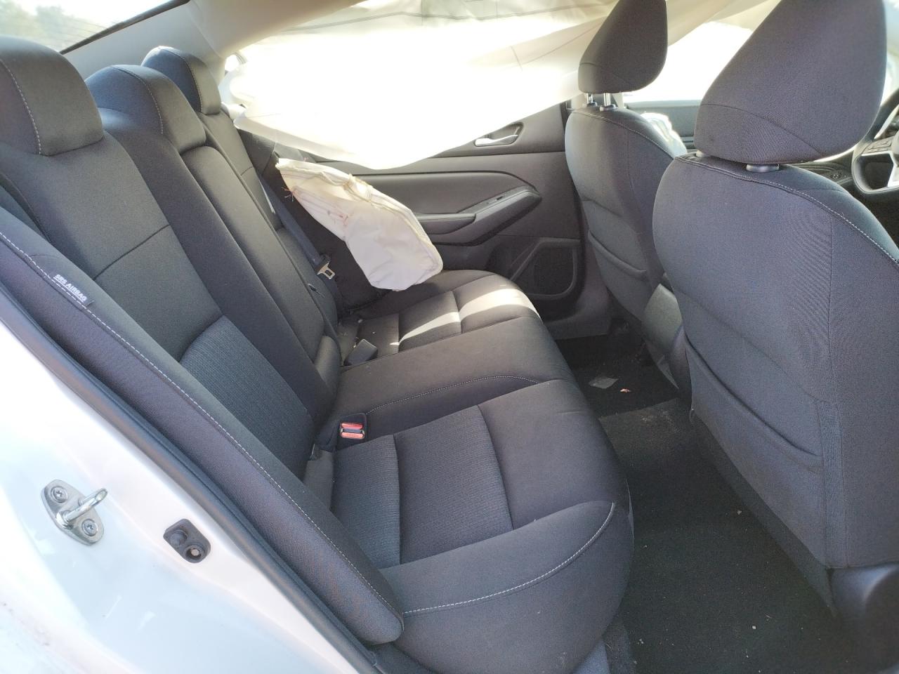 Photo 6 from auction – 2019 NISSAN ALTIMA S with VIN 1N4BL4BV2KC229061