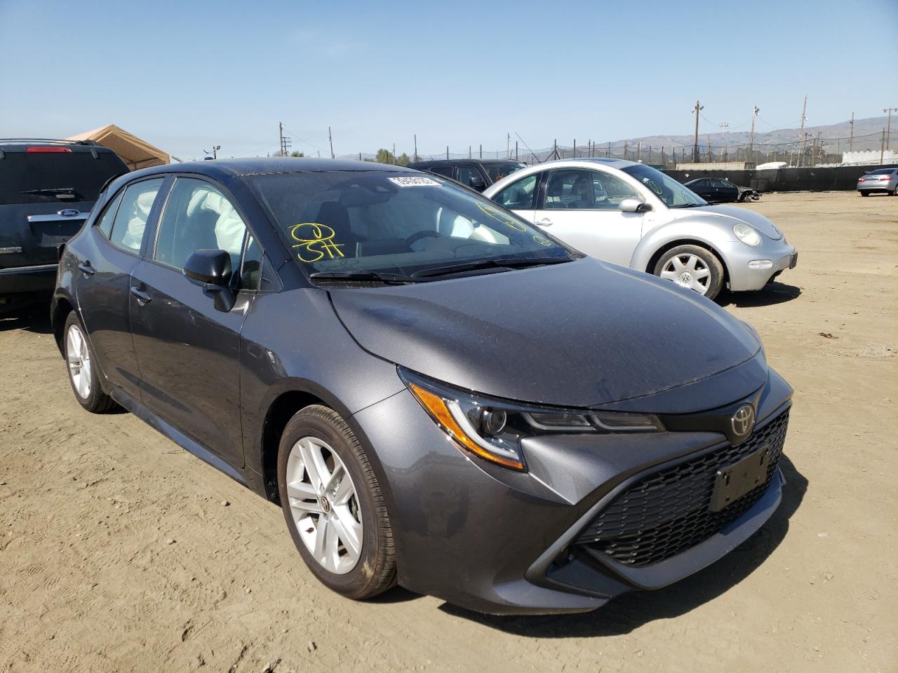 TOYOTA COROLLA SE 2021 with VIN JTND4MBE2M3137981 - Photo from auction