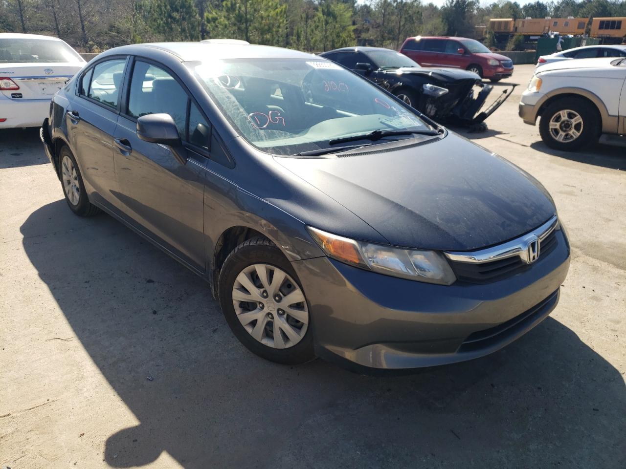 HONDA CIVIC LX 2012 z numerem VIN 2HGFB2F50CH303073 - Zdjęcie z aukcji