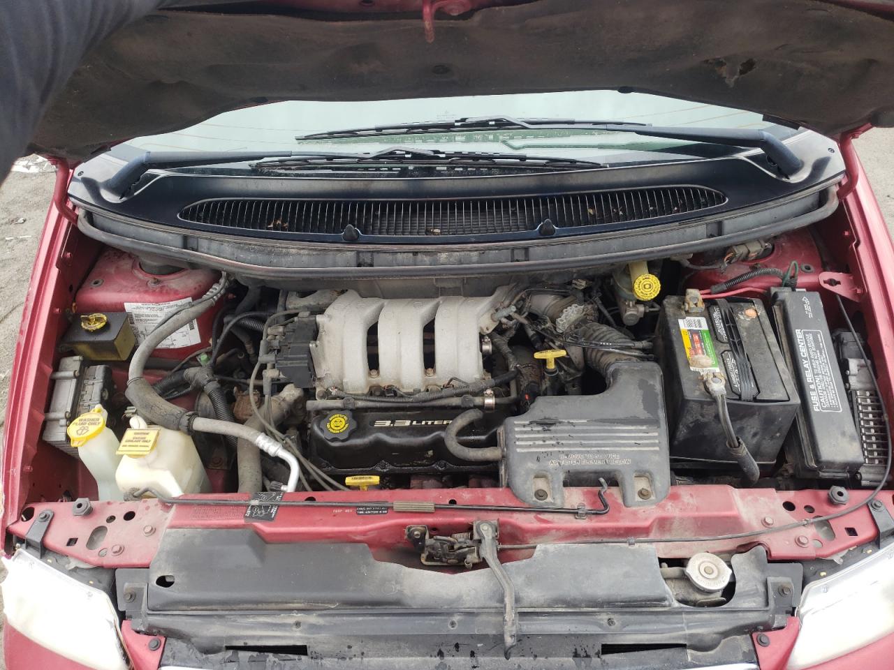 Photo 7 from auction – 1997 CHRYSLER TOWN & COU with VIN 1C4GP54R6VB322928