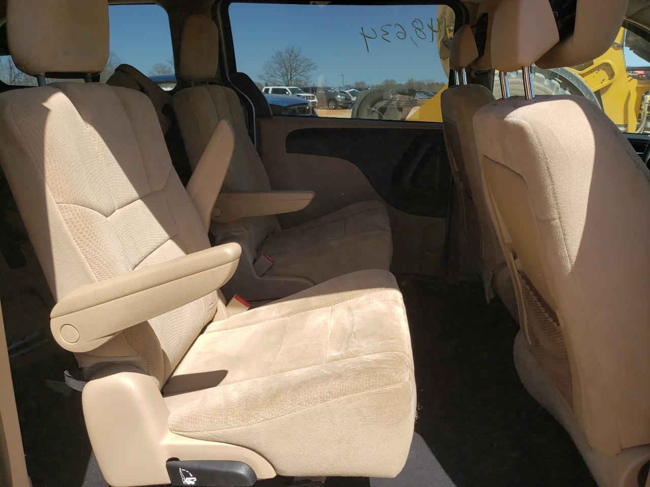 Photo 6 from auction – 2014 DODGE GRAND CARA with VIN 2C4RDGCG9ER123595