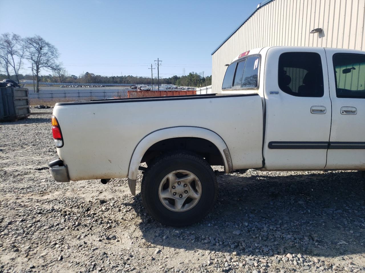 Photo 9 from auction – 2003 TOYOTA TUNDRA with VIN 5TBBT44123S383198