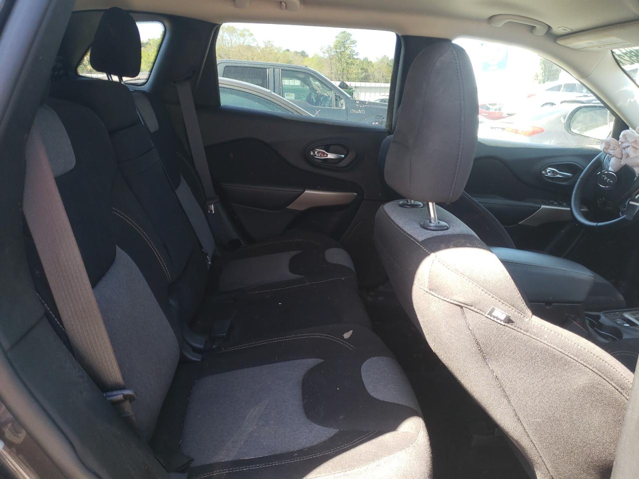 Photo 6 from auction – 2018 JEEP CHEROKEE L with VIN 1C4PJMCX7JD502770