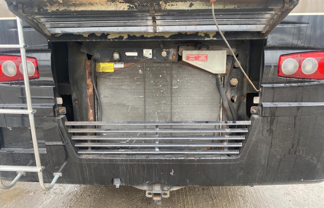Photo 7 from auction – 2005 FREIGHTLINER CHASSIS X with VIN 4UZAAHDC85CU86482