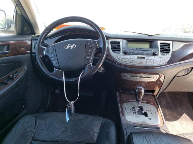 Photo 9 from auction – 2010 HYUNDAI GENESIS 3. with VIN KMHGC4DE2AU075257