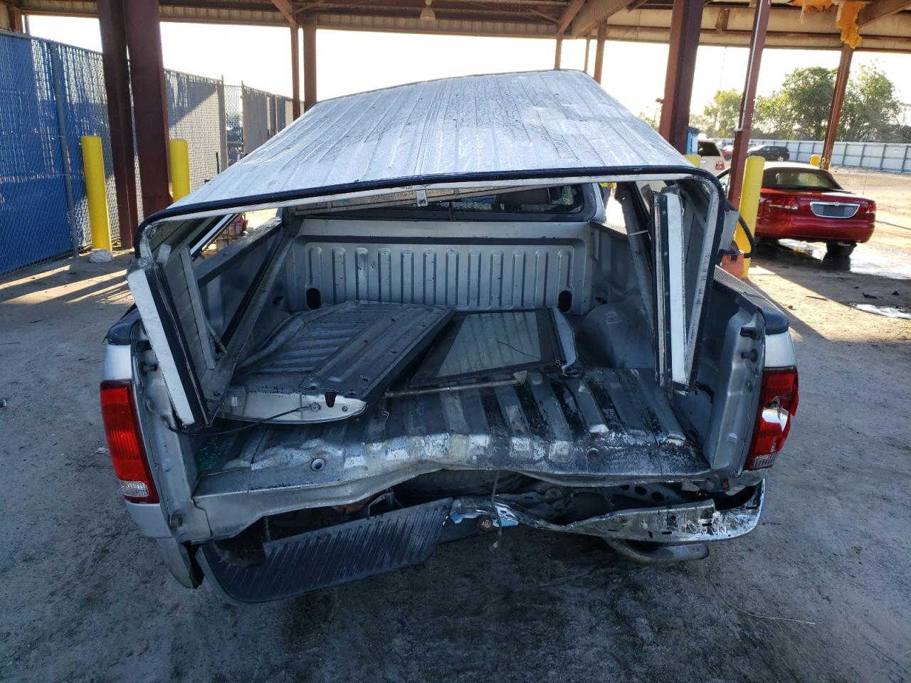 Photo 9 from auction – 1998 FORD F150 with VIN 1FTZF1728WKB71417