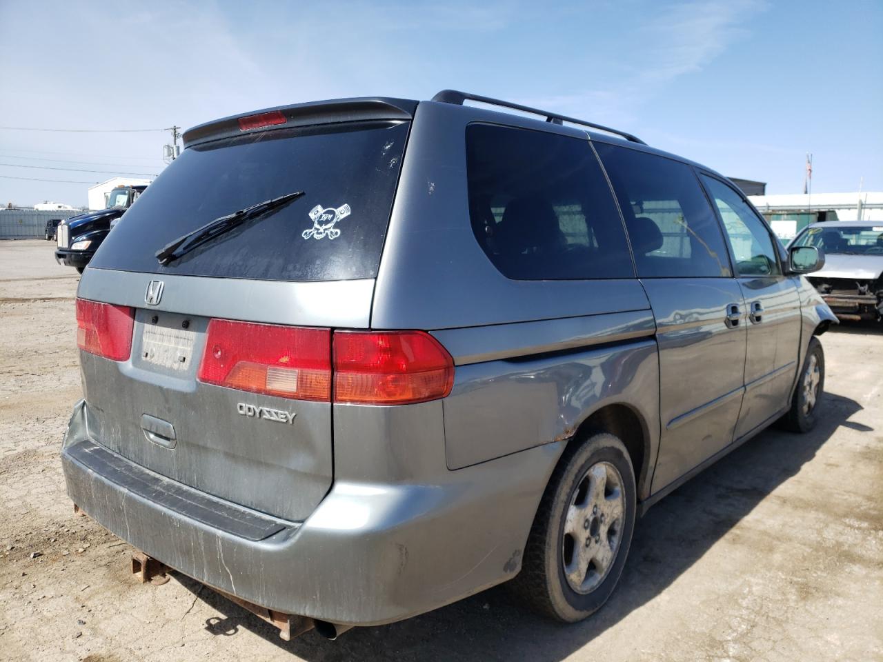 Photo 4 from auction – 2001 HONDA ODYSSEY EX with VIN 2HKRL18661H604282