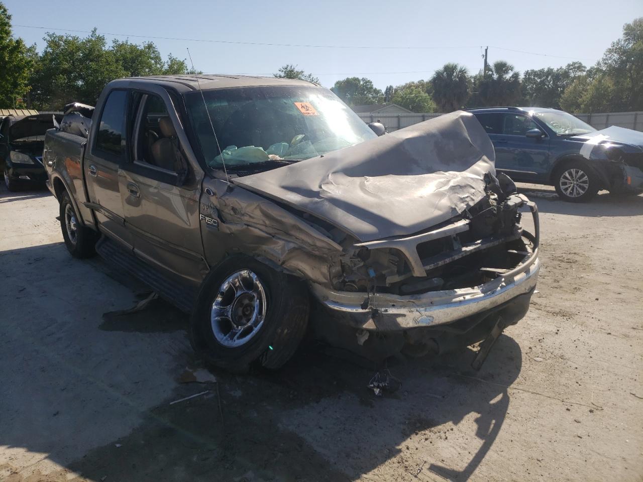 FORD F150 SUPER 2001 with VIN 1FTRW08L41KB30700 - Photo from auction