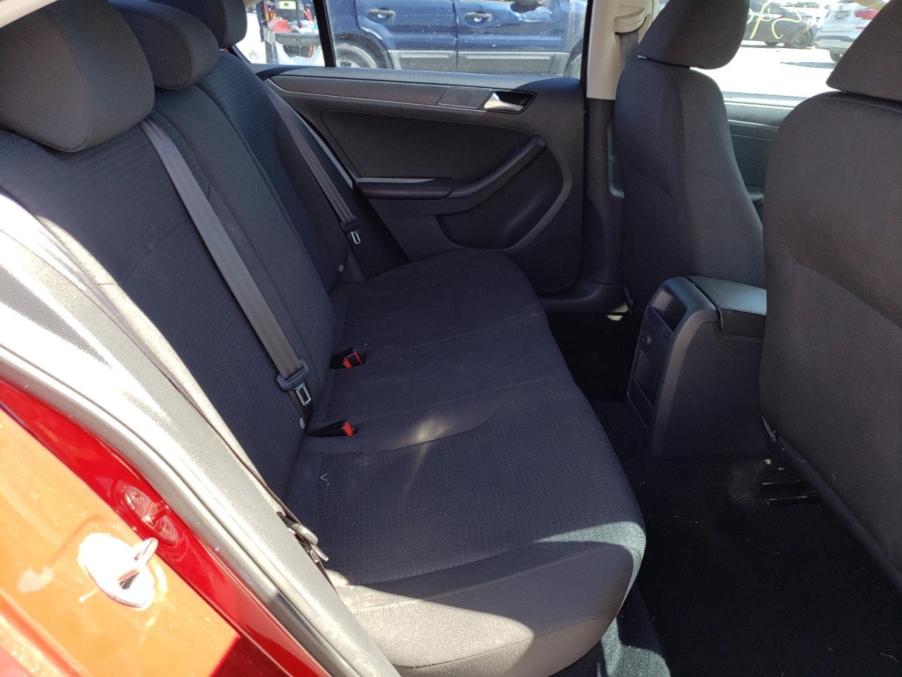 Photo 6 from auction – 2016 VOLKSWAGEN JETTA S with VIN 3VW267AJ7GM408037