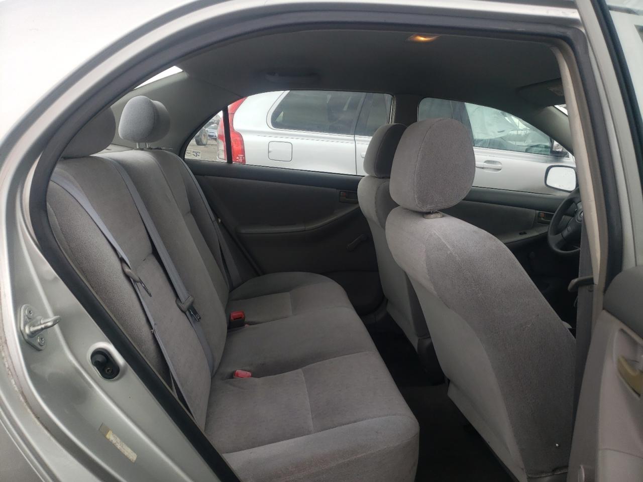 Photo 6 from auction – 2004 TOYOTA COROLLA CE with VIN JTDBR32E042037696
