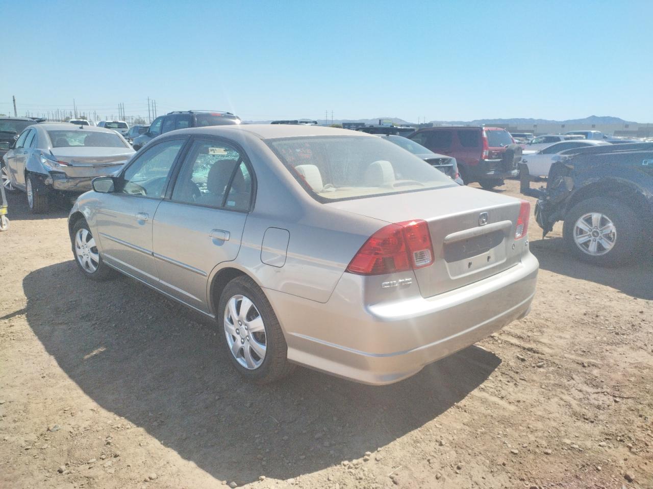 Photo 3 from auction – 2004 HONDA CIVIC LX with VIN JHMES16524S001801