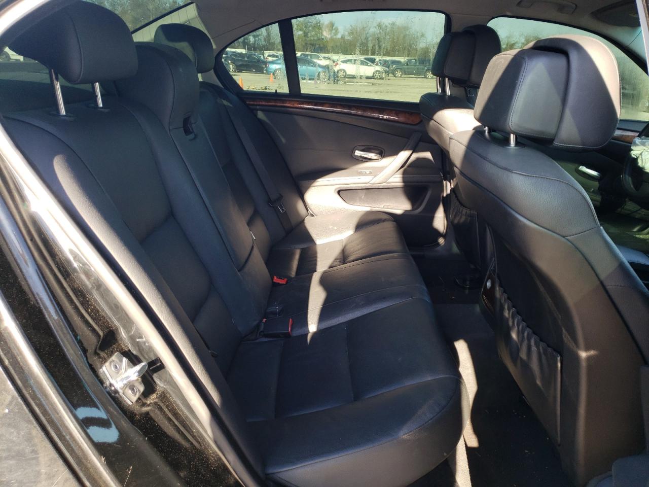 Photo 6 from auction – 2008 BMW 528 XI with VIN WBANV13558CZ54044