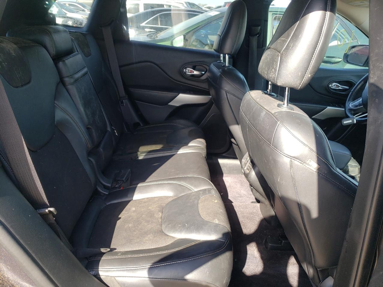 Photo 6 from auction – 2018 JEEP CHEROKEE L with VIN 1C4PJMLX5JD599452