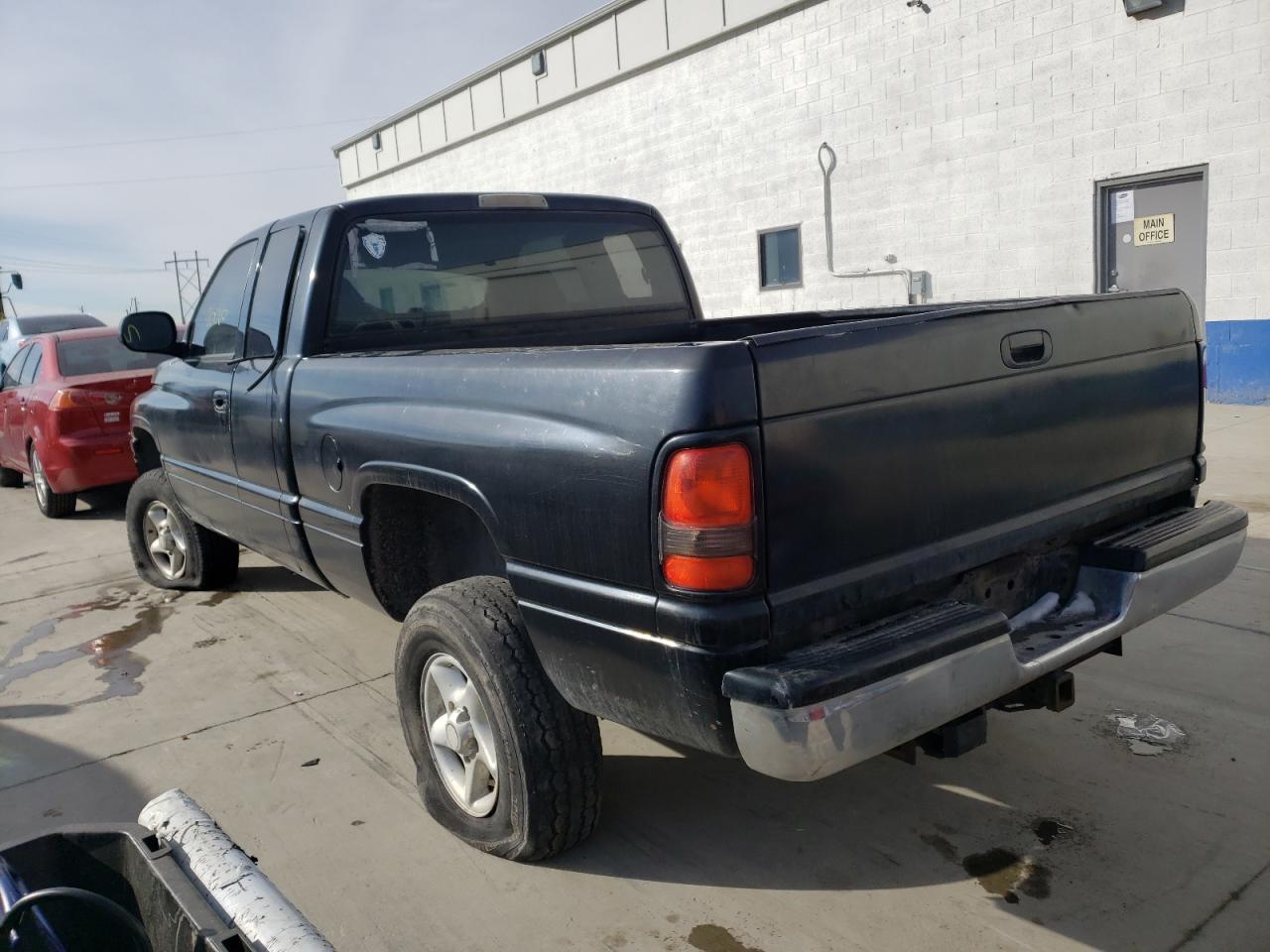 Photo 3 from auction – 2001 DODGE RAM 1500 with VIN 3B7HF13ZX1G776909