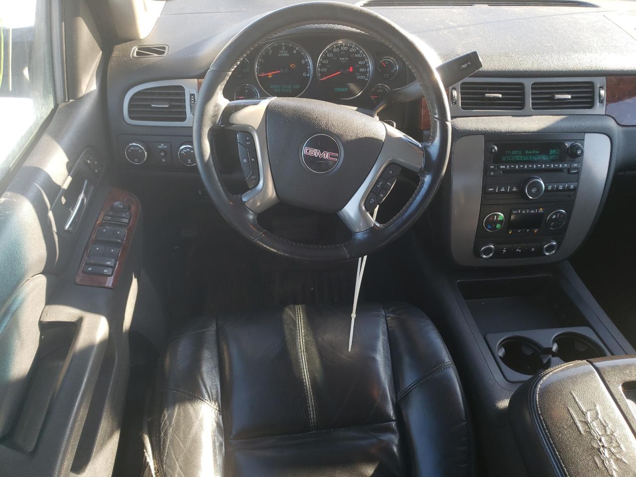 Photo 9 from auction – 2011 GMC SIERRA K15 with VIN 3GTP2WE30BG217352
