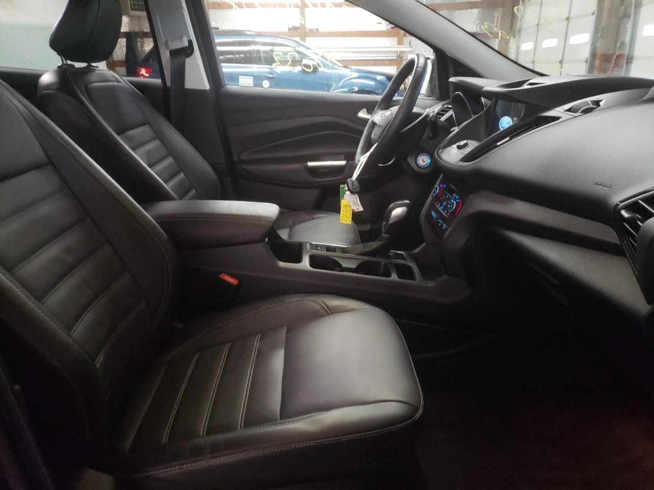 Photo 5 from auction – 2018 FORD ESCAPE SEL with VIN 1FMCU9HD7JUA50493