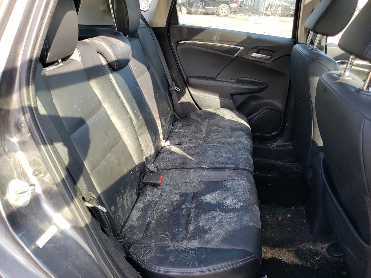 Photo 6 from auction – 2017 HONDA FIT EX with VIN JHMGK5H86HS016282