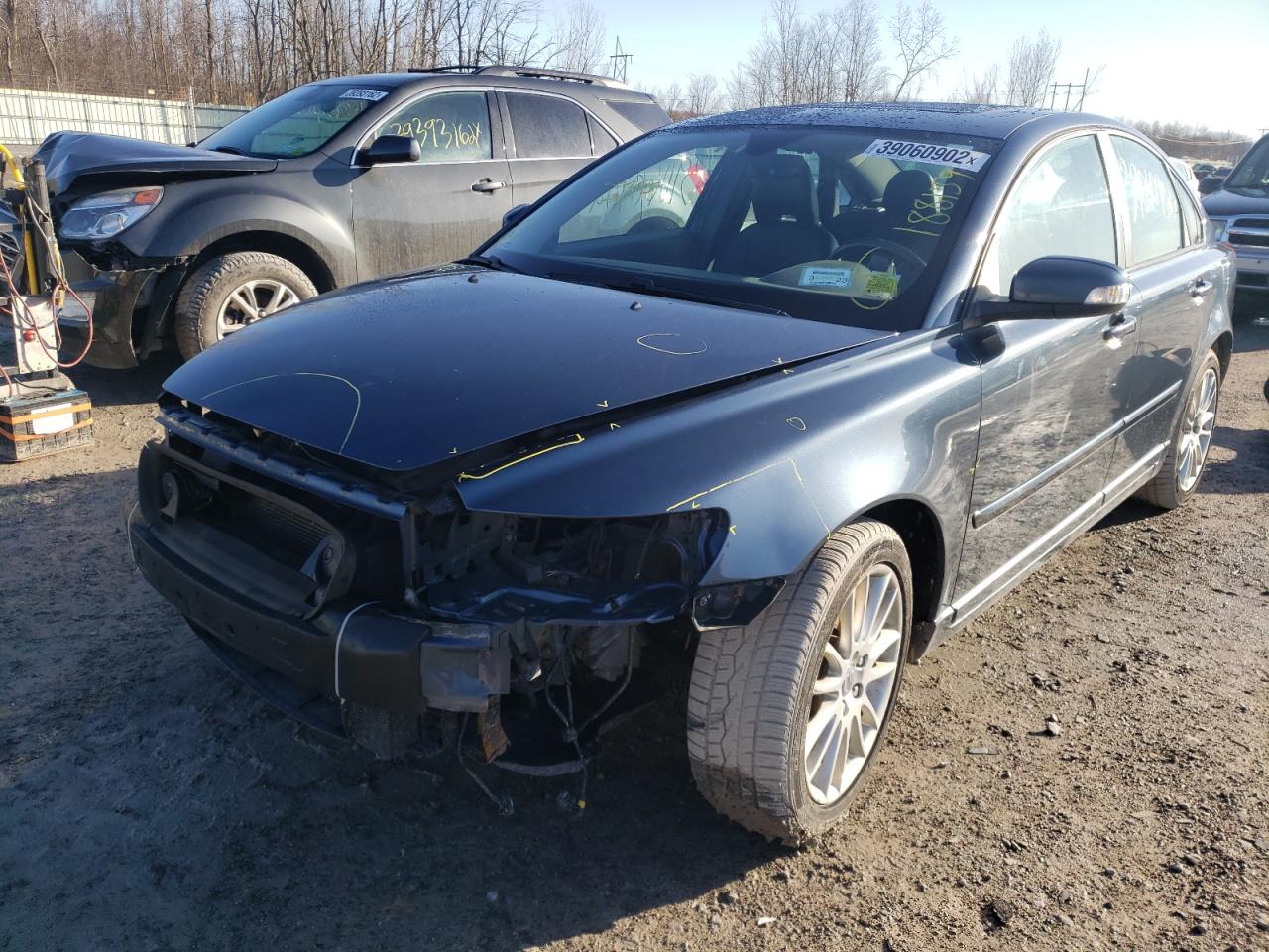 Photo 2 from auction – 2010 VOLVO S40 2.4I with VIN YV1390MSXA2511746