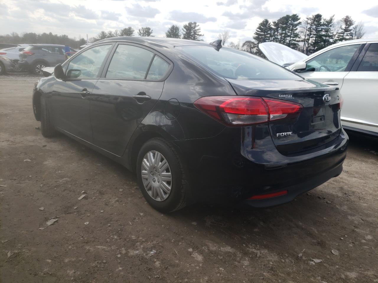 Photo 3 from auction – 2017 KIA FORTE LX with VIN 3KPFK4A77HE160337