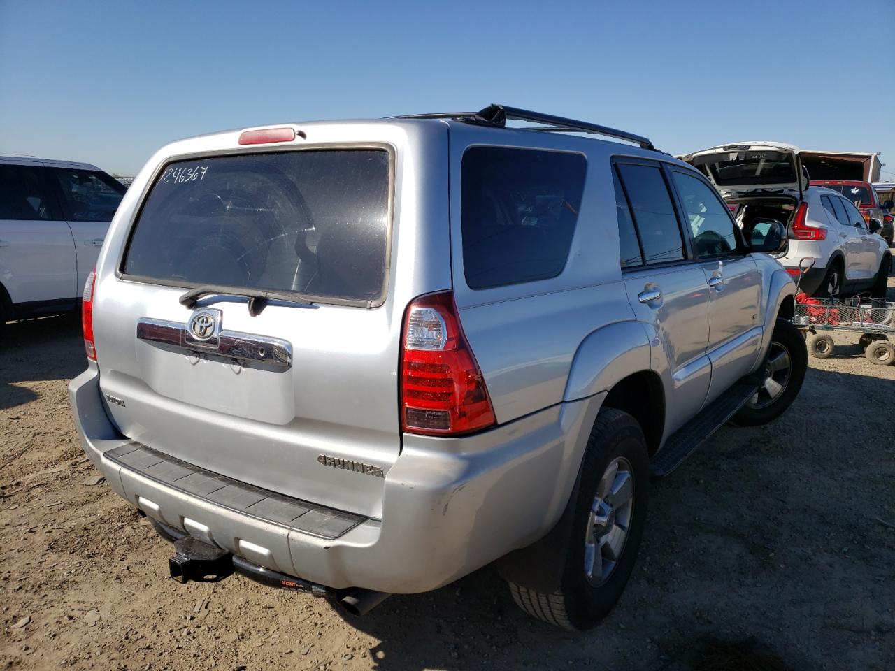 Photo 4 from auction – 2007 TOYOTA 4RUNNER SR with VIN JTEZU14RX78066833