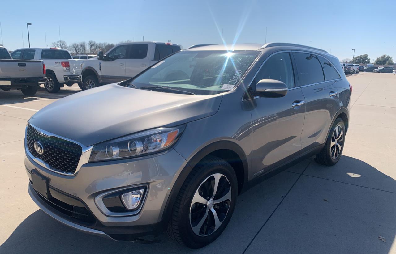 Photo 2 from auction – 2017 KIA SORENTO EX with VIN 5XYPHDA53HG311145