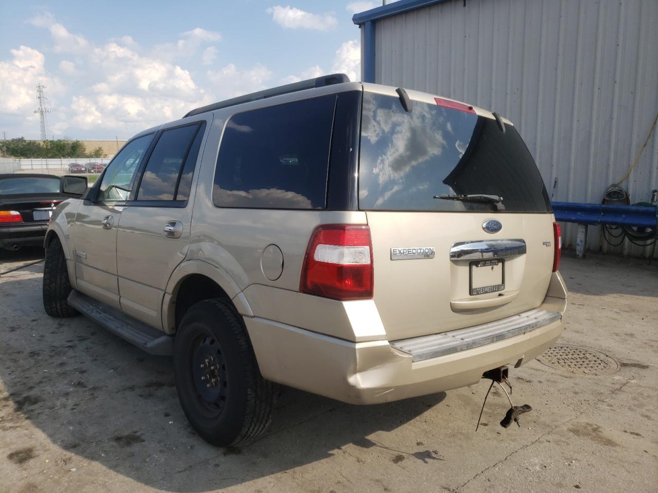 Photo 3 from auction – 2008 FORD EXPEDITION with VIN 1FMFU15558LA24230