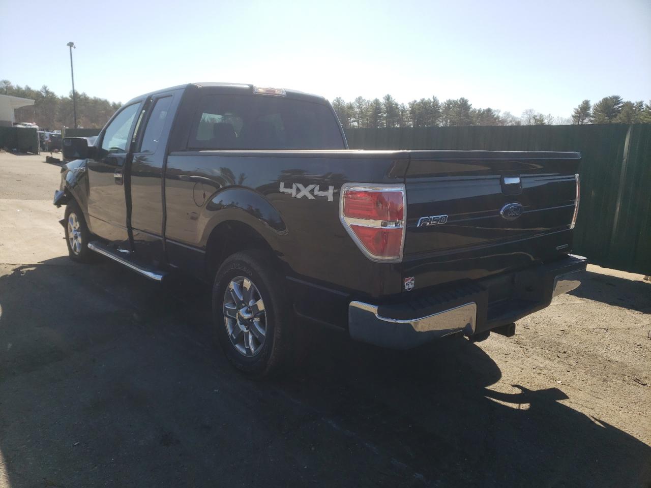 Photo 3 from auction – 2013 FORD F150 SUPER with VIN 1FTFX1EF9DFC37811