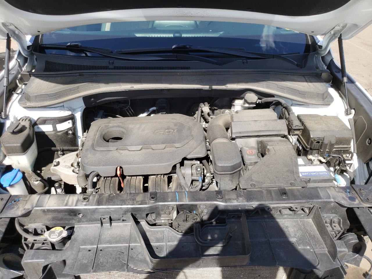 Photo 7 from auction – 2019 HYUNDAI SANTA FE S with VIN 5NMS3CAD3KH032091