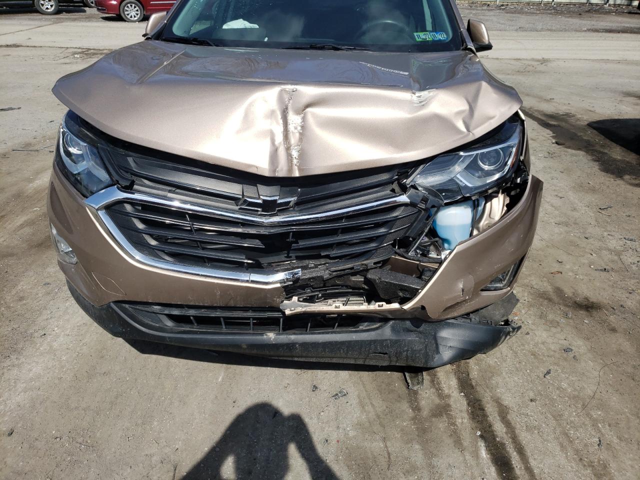 Photo 9 from auction – 2018 CHEVROLET EQUINOX LT with VIN 2GNAXJEV1J6343054