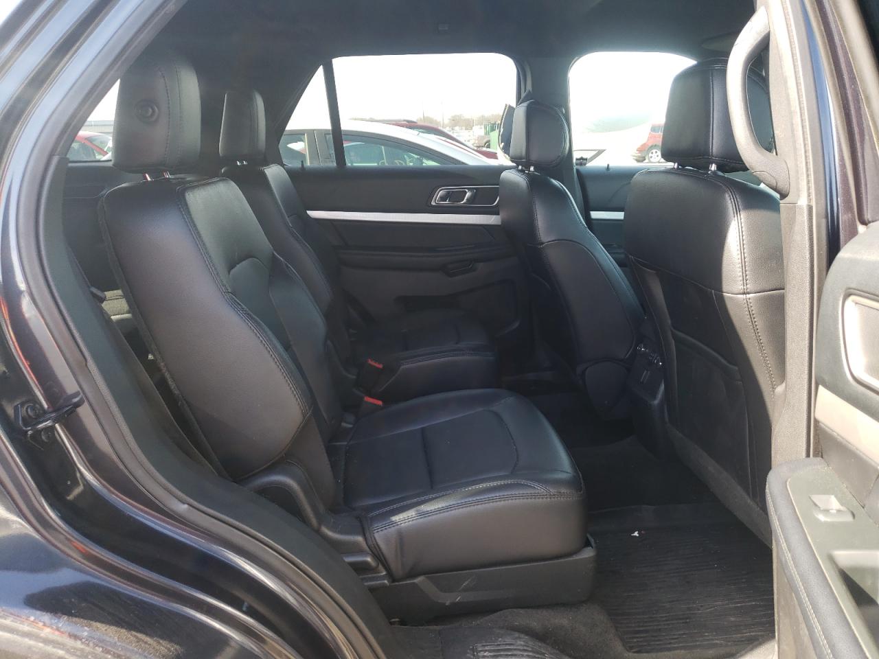 Photo 6 from auction – 2017 FORD EXPLORER X with VIN 1FM5K7DH6HGD40986