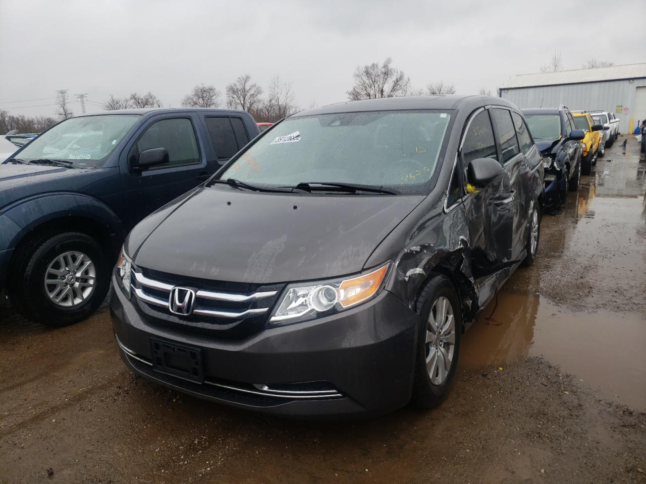 Photo 2 from auction – 2015 HONDA ODYSSEY EX with VIN 5FNRL5H69FB051625