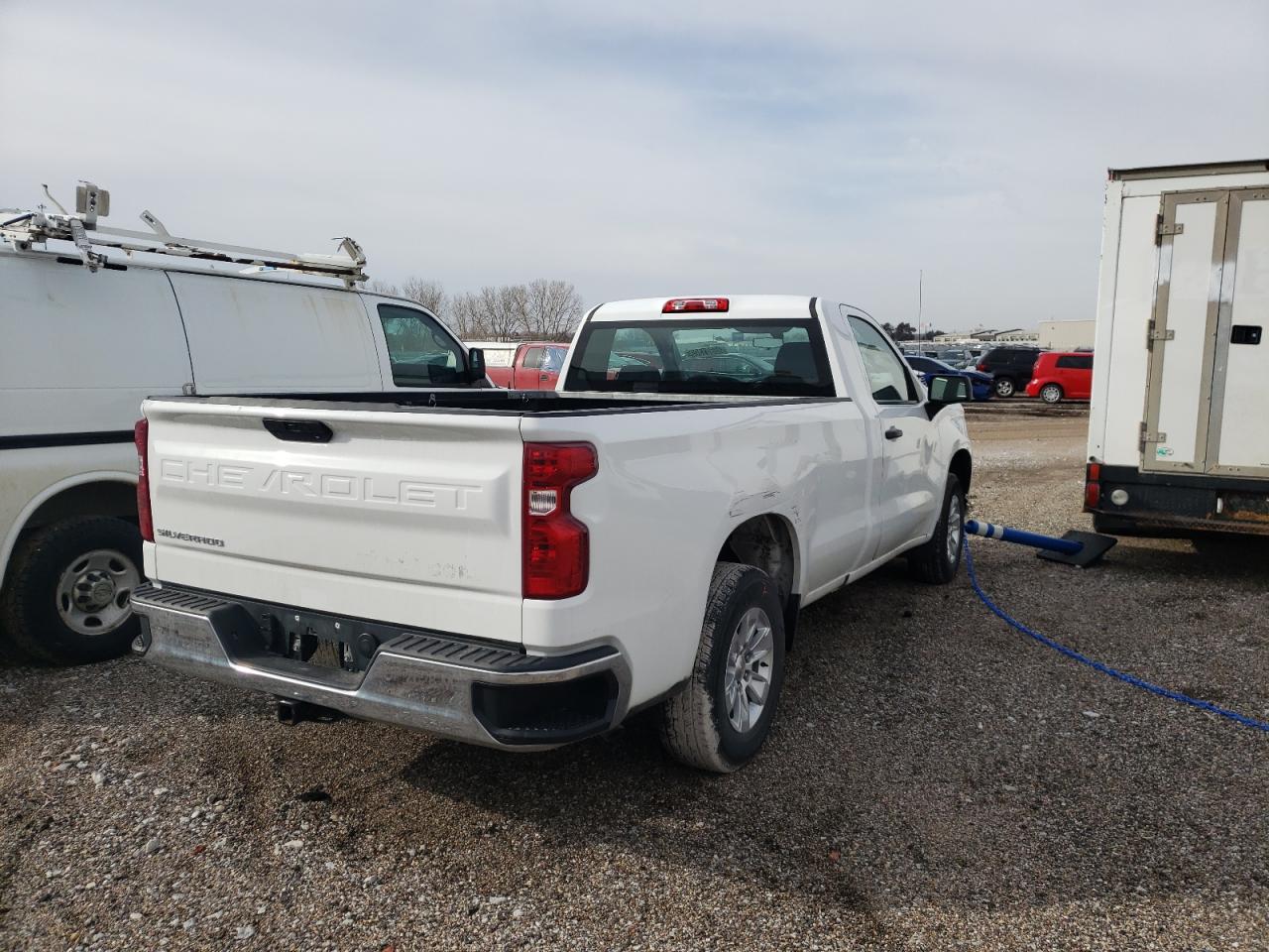 Photo 4 from auction – 2021 CHEVROLET SILVERADO with VIN 3GCNWAEF8MG261532
