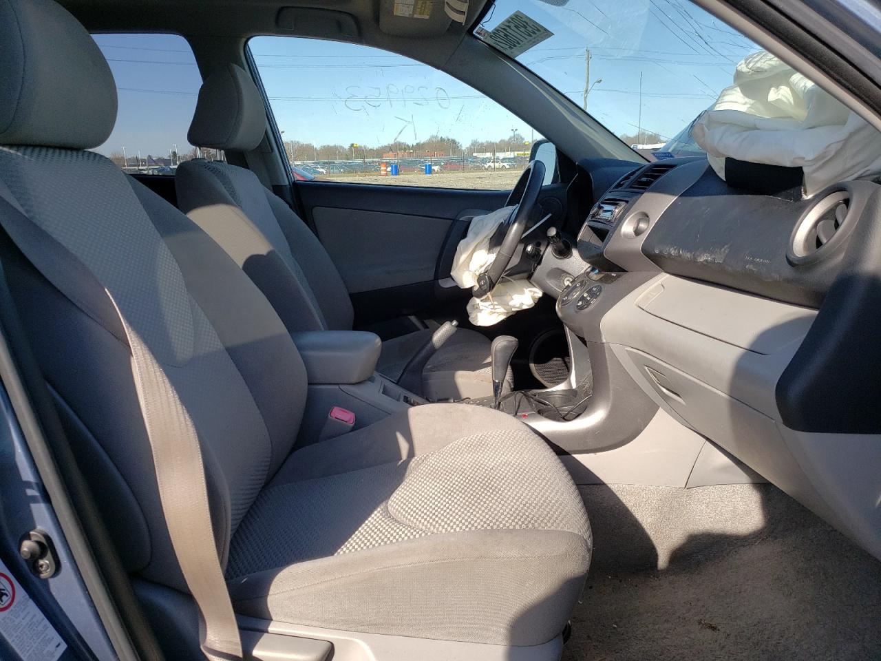 Photo 5 from auction – 2007 TOYOTA RAV4 LIMIT with VIN JTMZD31V476029953