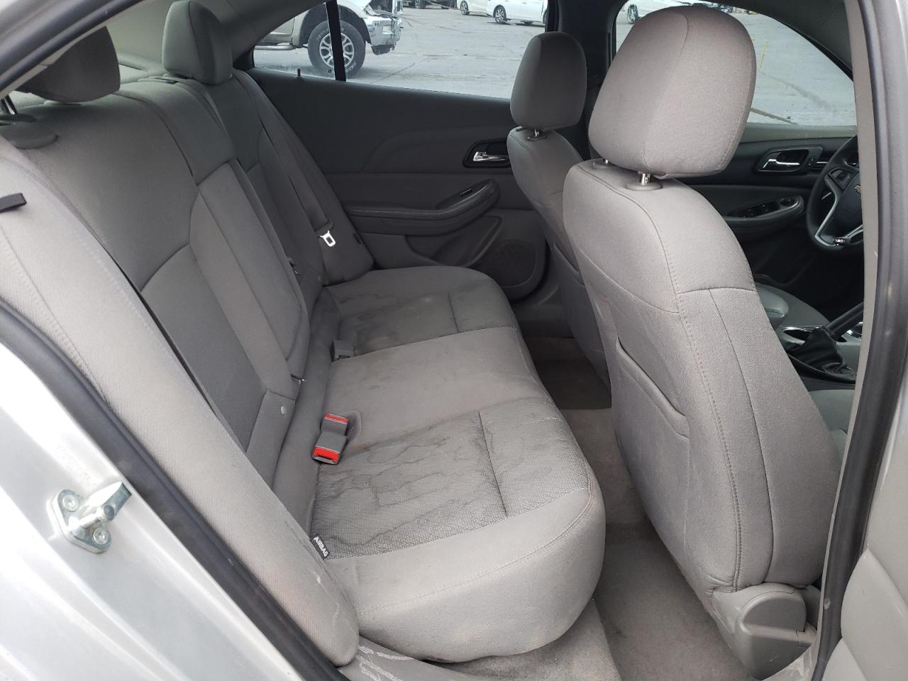 Photo 6 from auction – 2015 CHEVROLET MALIBU LS with VIN 1G11B5SLXFF158895