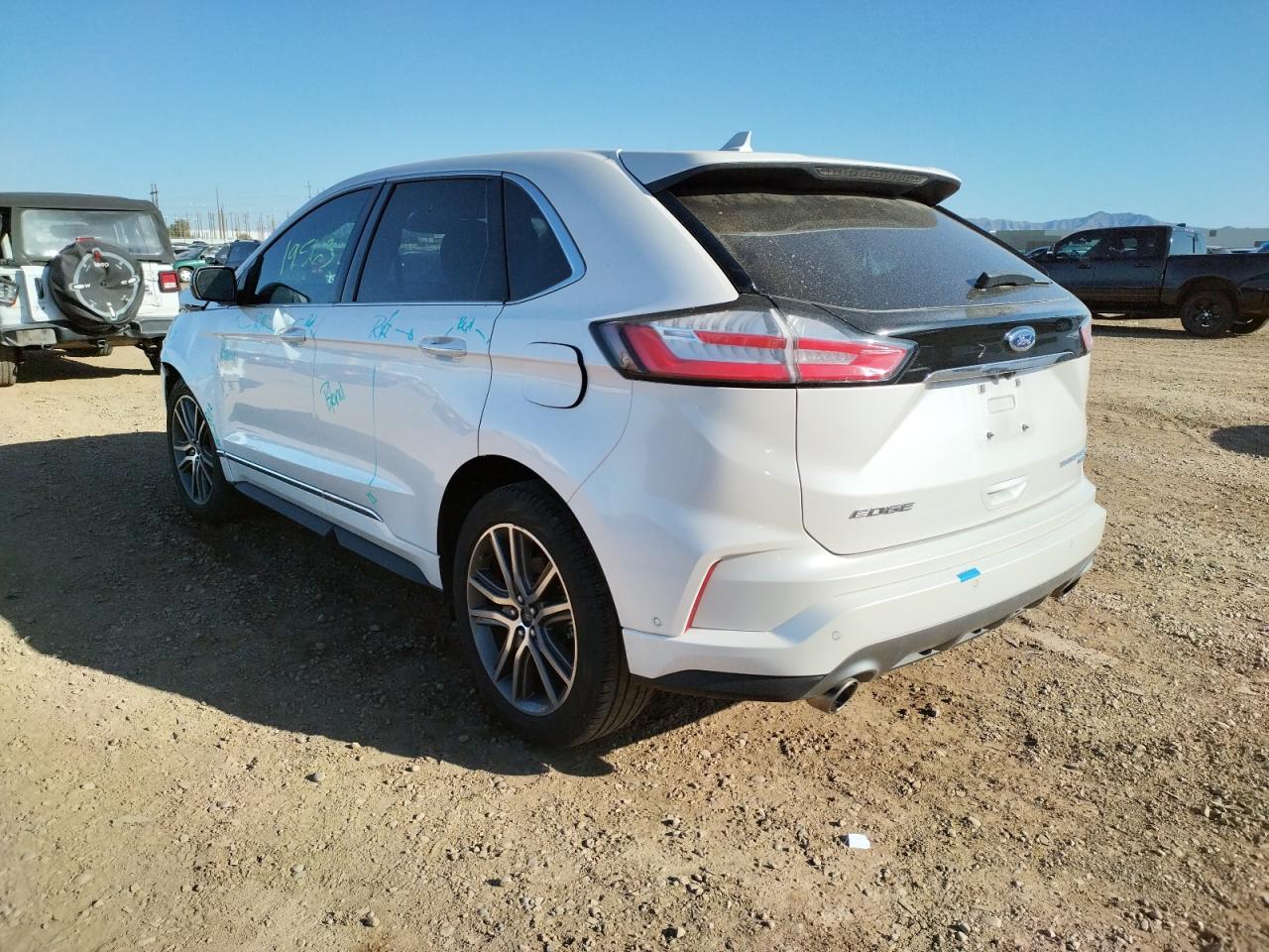 Photo 3 from auction – 2019 FORD EDGE TITAN with VIN 2FMPK3K99KBC36794