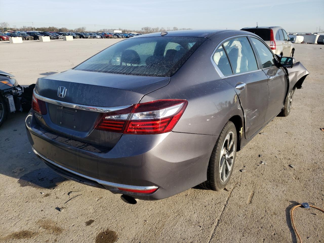 Photo 4 from auction – 2017 HONDA ACCORD EX with VIN 1HGCR2F79HA055069