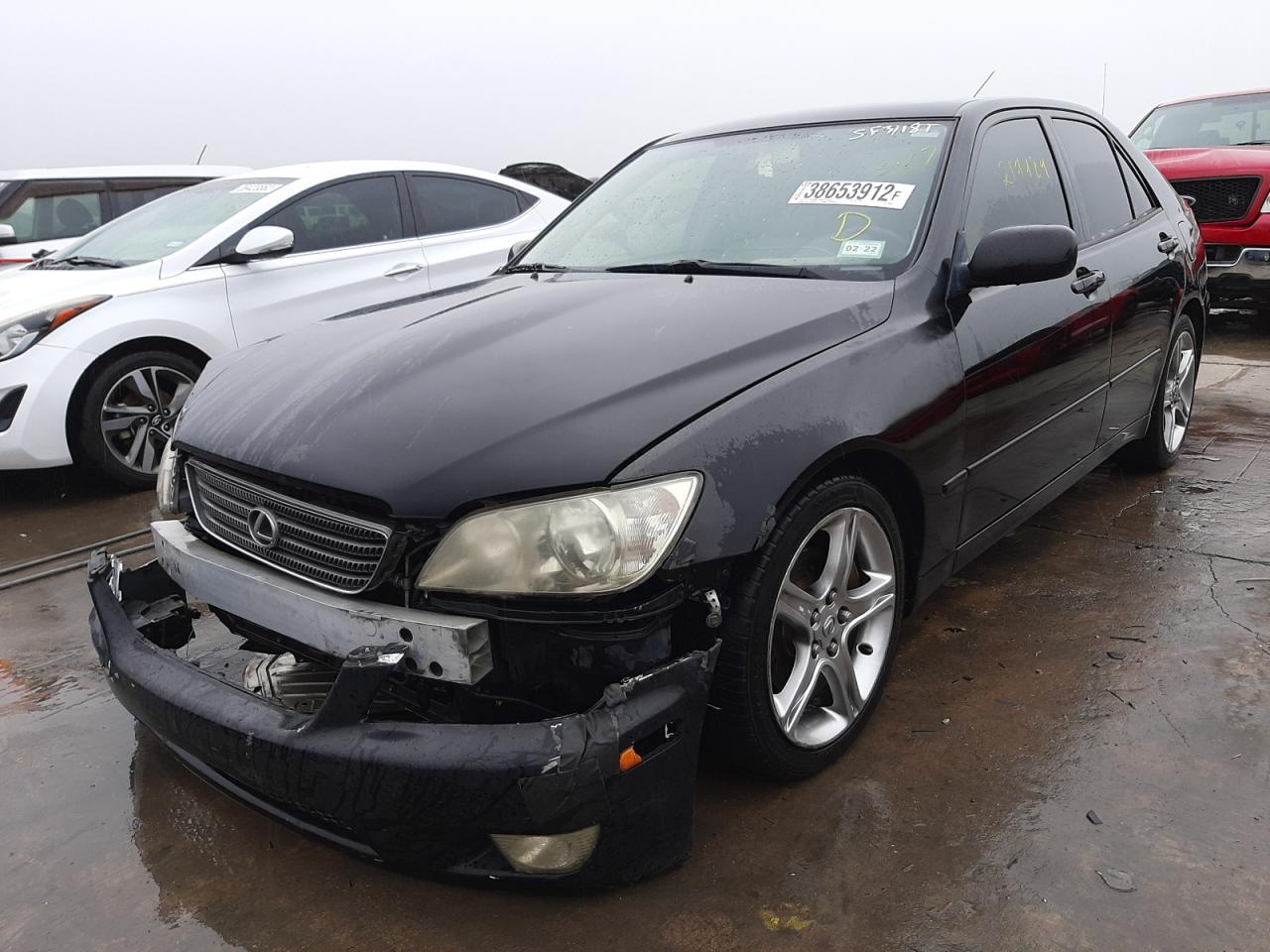 Photo 2 from auction – 2001 LEXUS IS 300 with VIN JTHBD182710030895