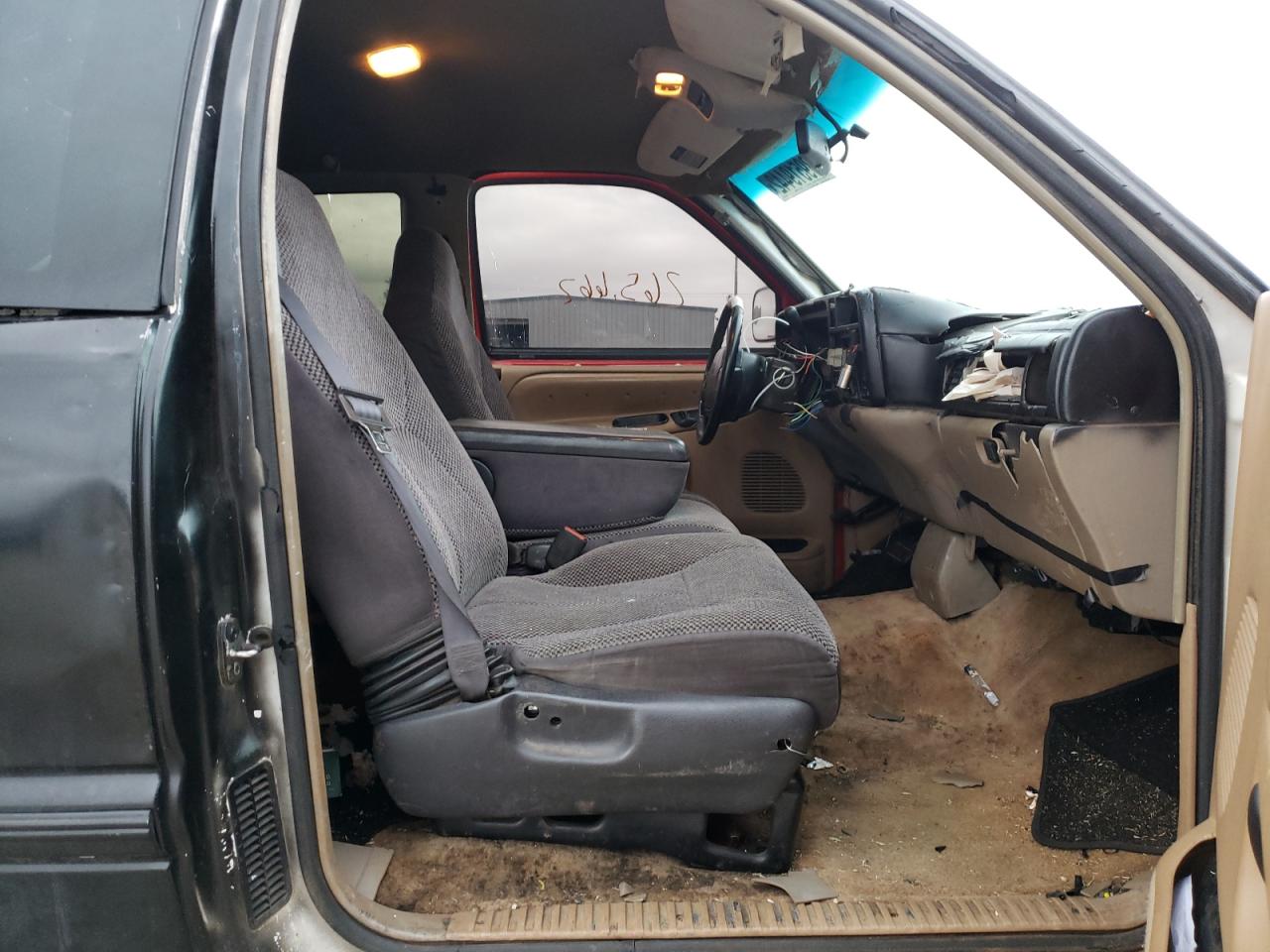 Photo 5 from auction – 1996 DODGE RAM 1500 with VIN 1B7HC13Z4TJ163193