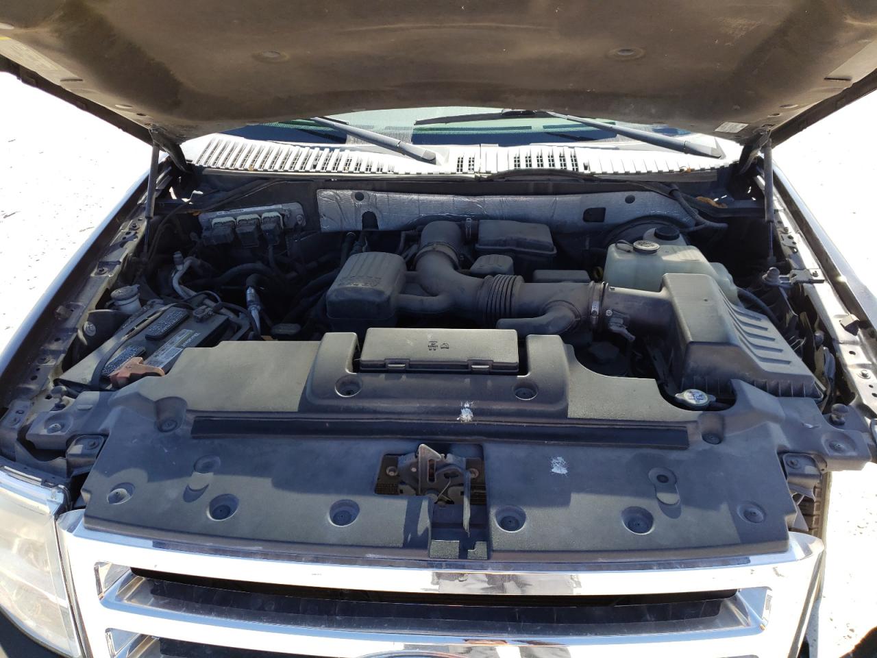 Photo 7 from auction – 2010 FORD EXPEDITION with VIN 1FMJU1F54AEA63880