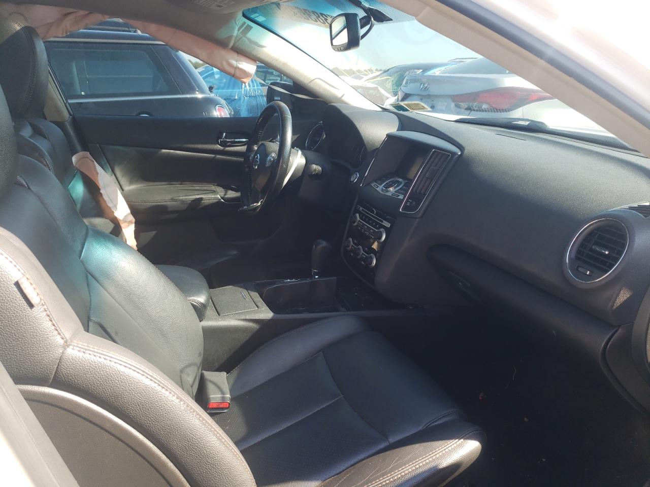Photo 5 from auction – 2011 NISSAN MAXIMA S with VIN 1N4AA5AP0BC836957