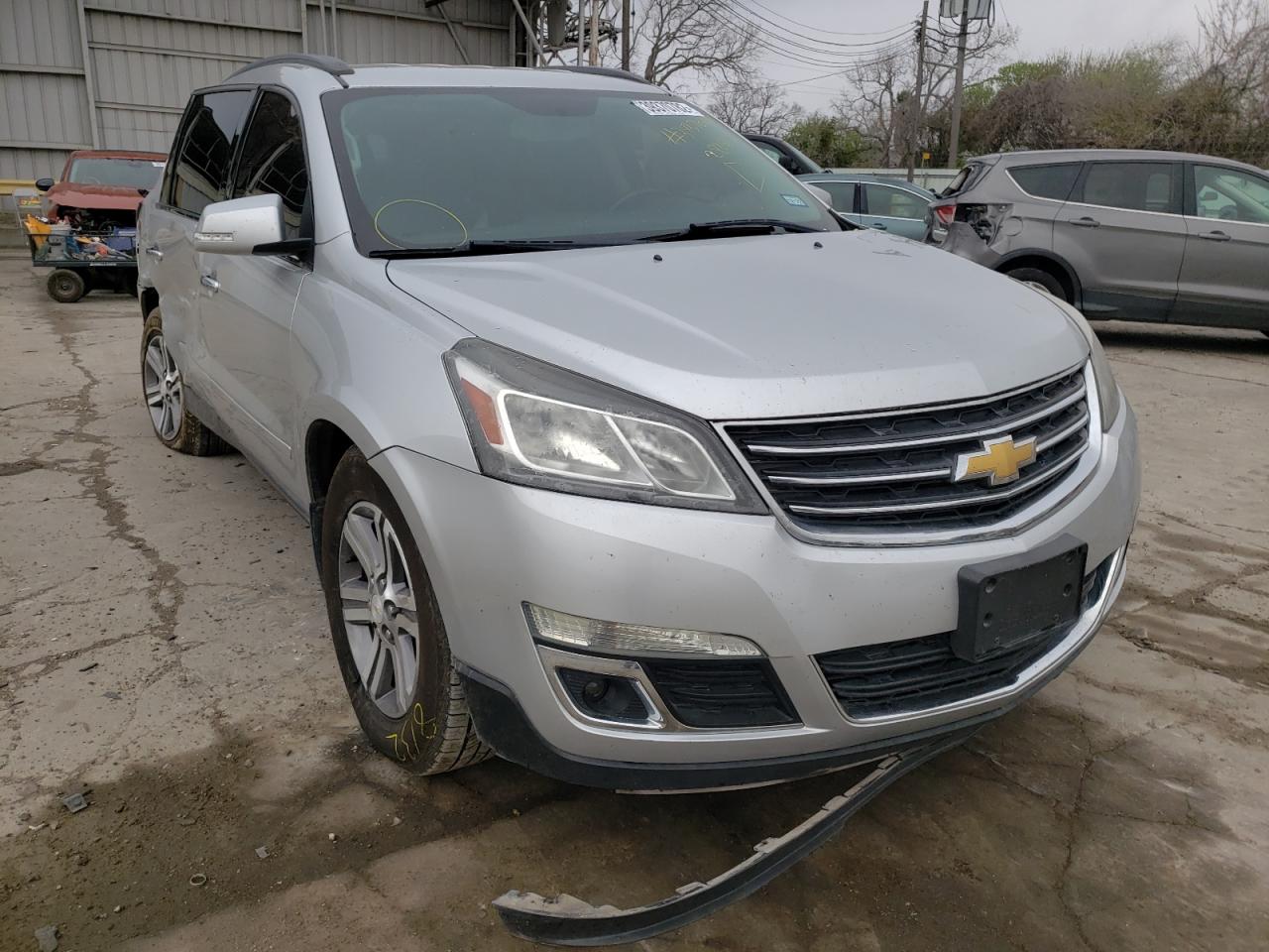 CHEVROLET TRAVERSE L 2015 with VIN 1GNKVGKD6FJ282965 - Photo from auction