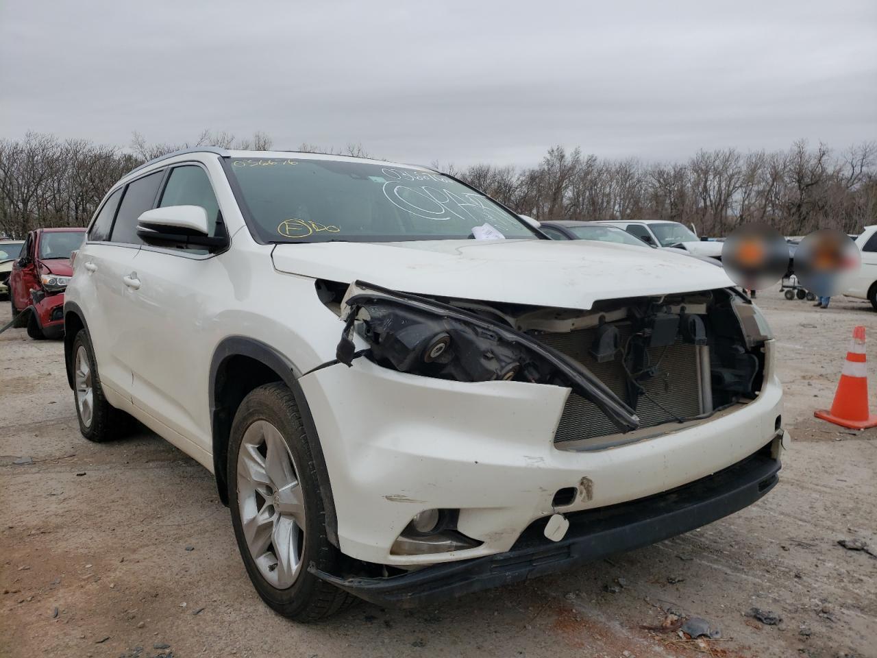TOYOTA HIGHLANDER 2014 with VIN 5TDDKRFH2ES036676 - Photo from auction