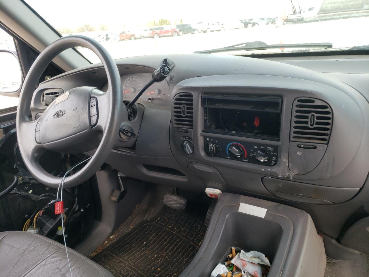 Photo 9 from auction – 1999 FORD EXPEDITION with VIN 1FMPU18L2XLB00385