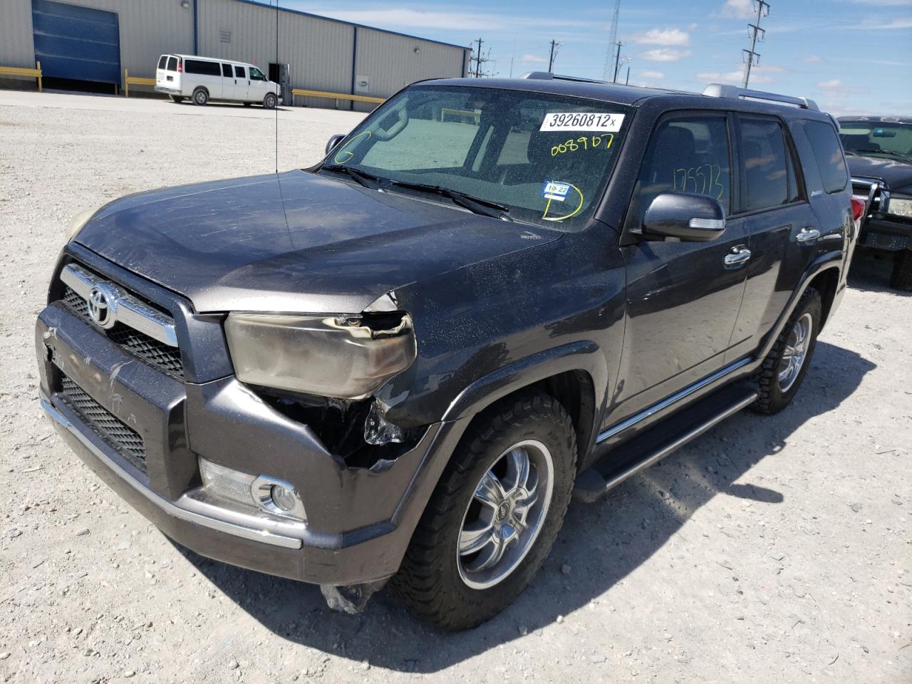 Photo 2 from auction – 2010 TOYOTA 4RUNNER SR with VIN JTEZU5JR3A5008907