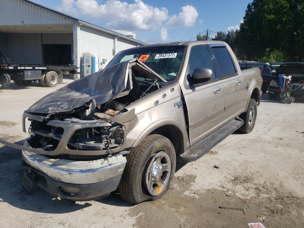 Photo 2 from auction – 2001 FORD F150 SUPER with VIN 1FTRW08L41KB30700