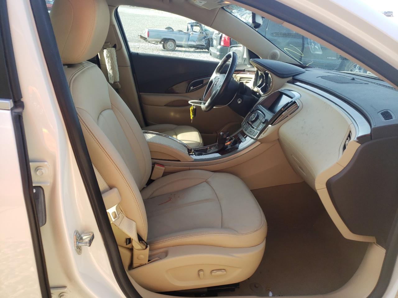 Photo 5 from auction – 2013 BUICK LACROSSE with VIN 1G4GC5E35DF322976