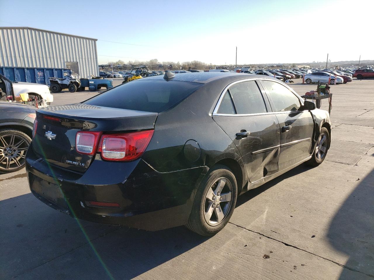 Photo 4 from auction – 2014 CHEVROLET MALIBU LS with VIN 1G11B5SL2EF125730
