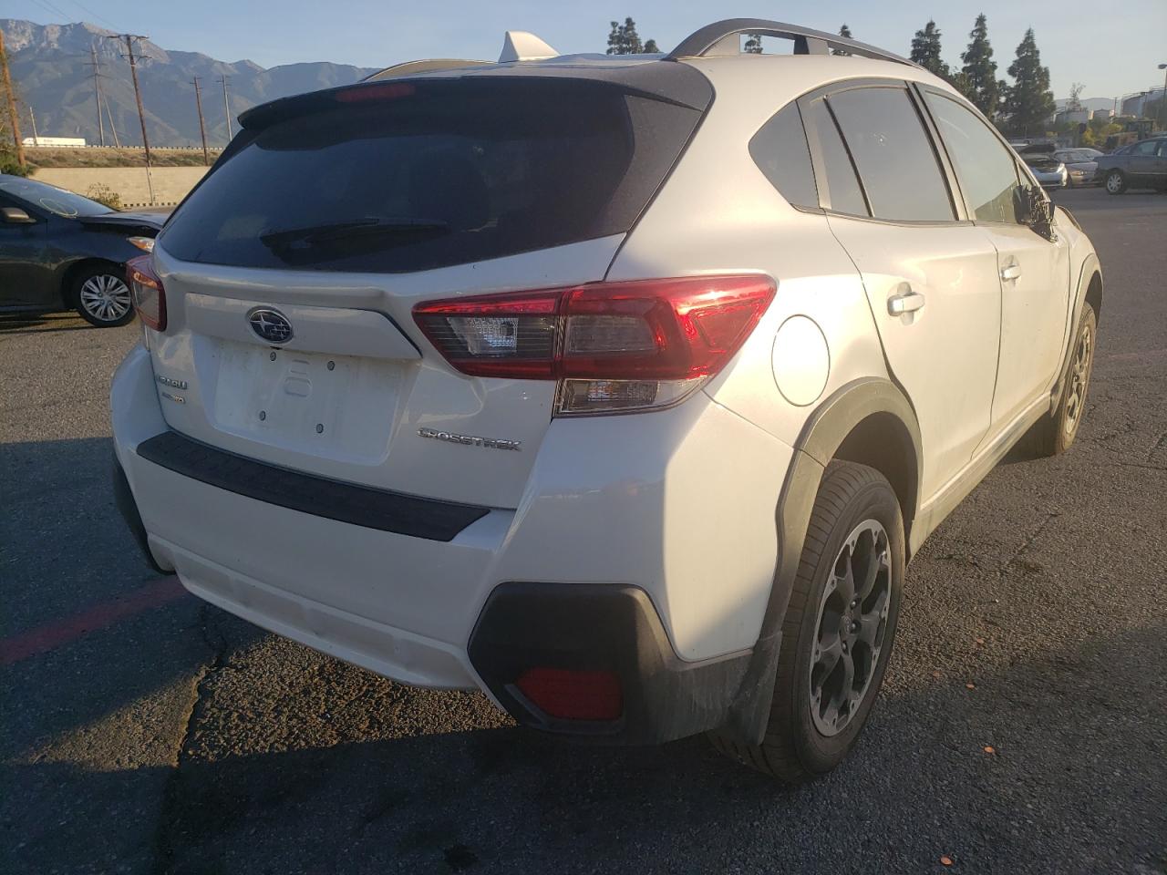 Photo 4 from auction – 2021 SUBARU CROSSTREK with VIN JF2GTAPC3MH668492